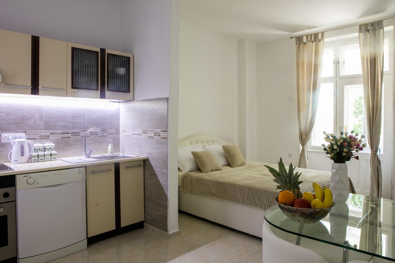 Natalie'S Apartment Belgrade Luaran gambar