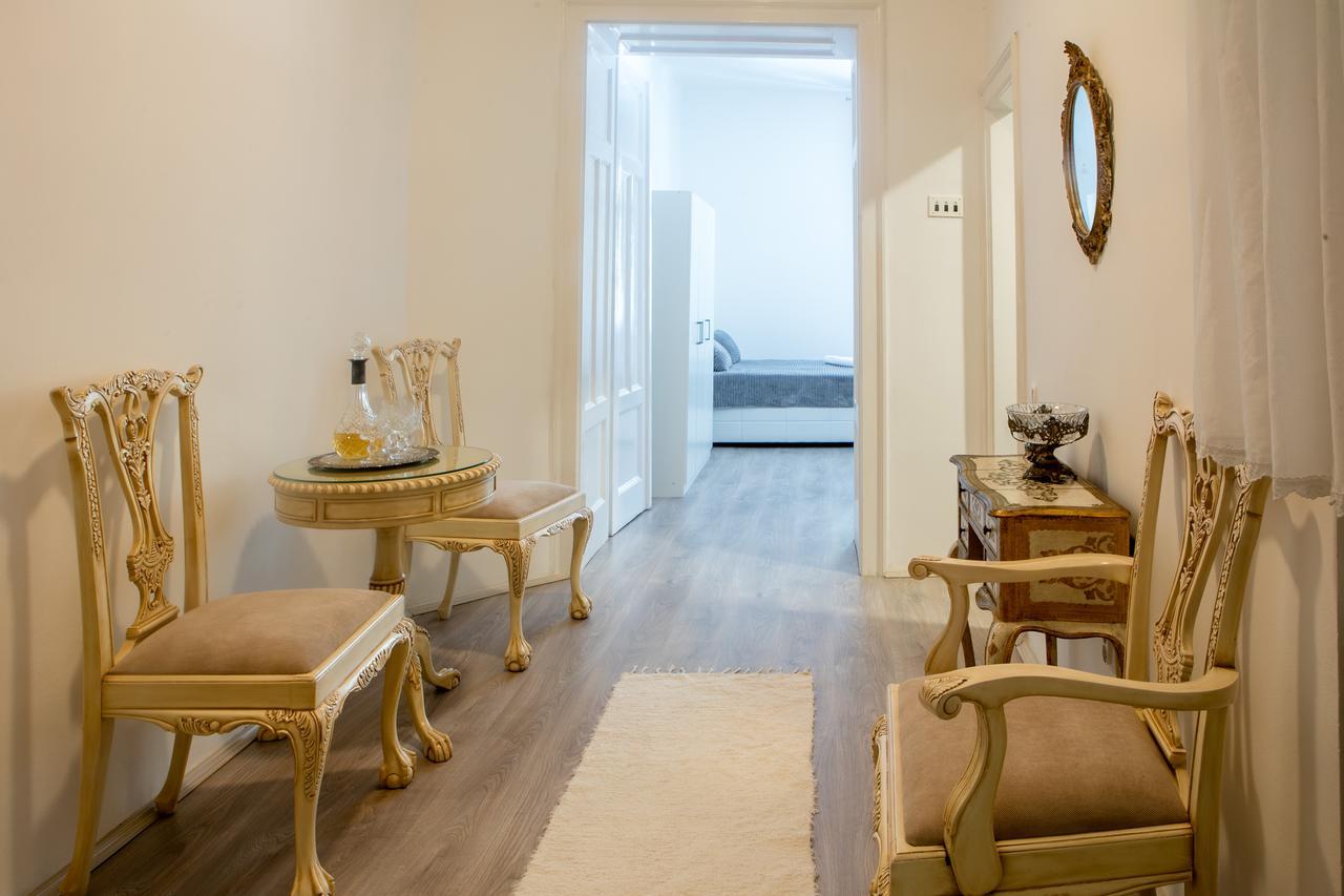 Natalie'S Apartment Belgrade Luaran gambar